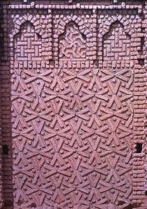 Kharraqan brickwork